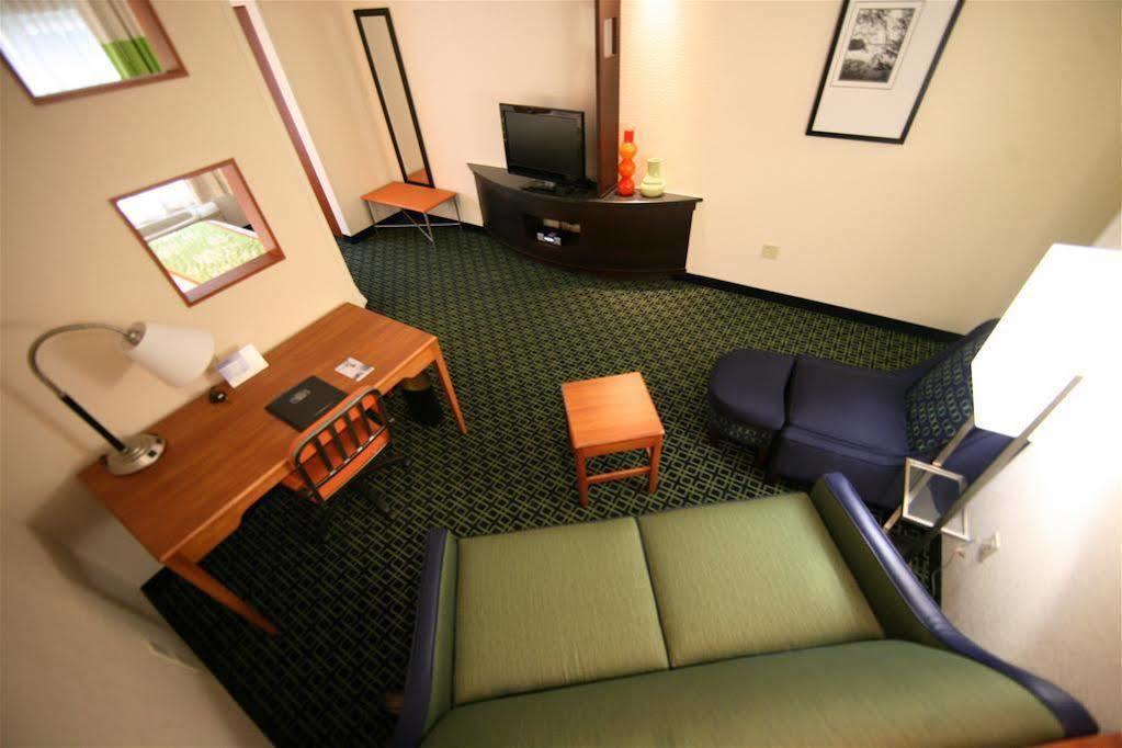 Fairfield Inn & Suites Kansas City Airport Kültér fotó